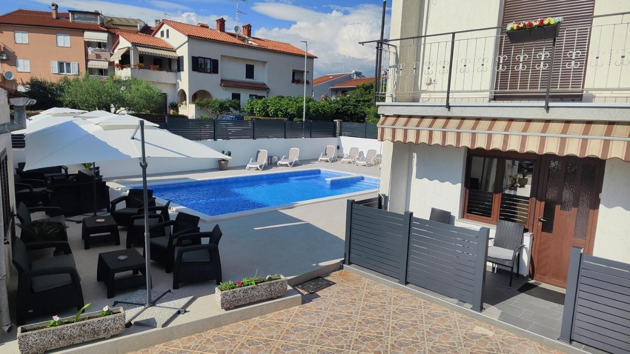 Viktor Rooms And Apartments Rovinj Exterior photo