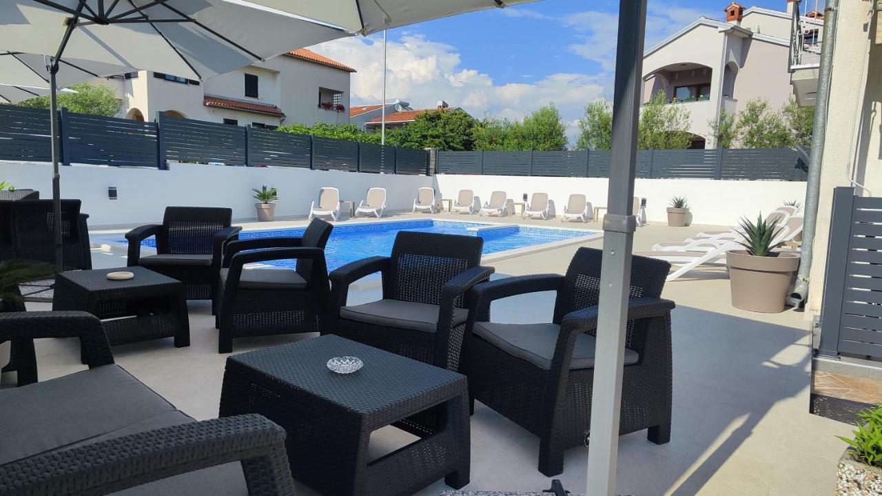 Viktor Rooms And Apartments Rovinj Exterior photo